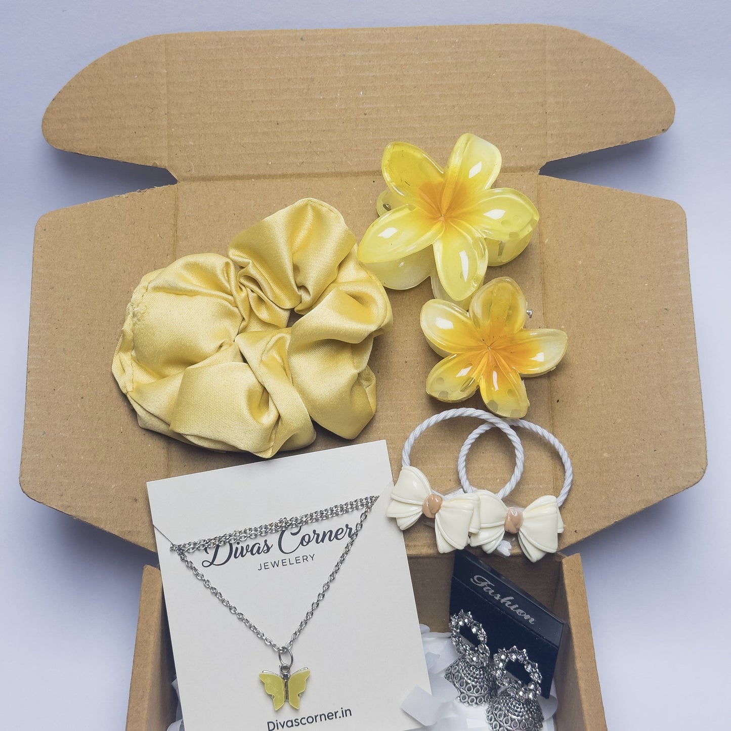 Yellow Butterfly Hamper 12