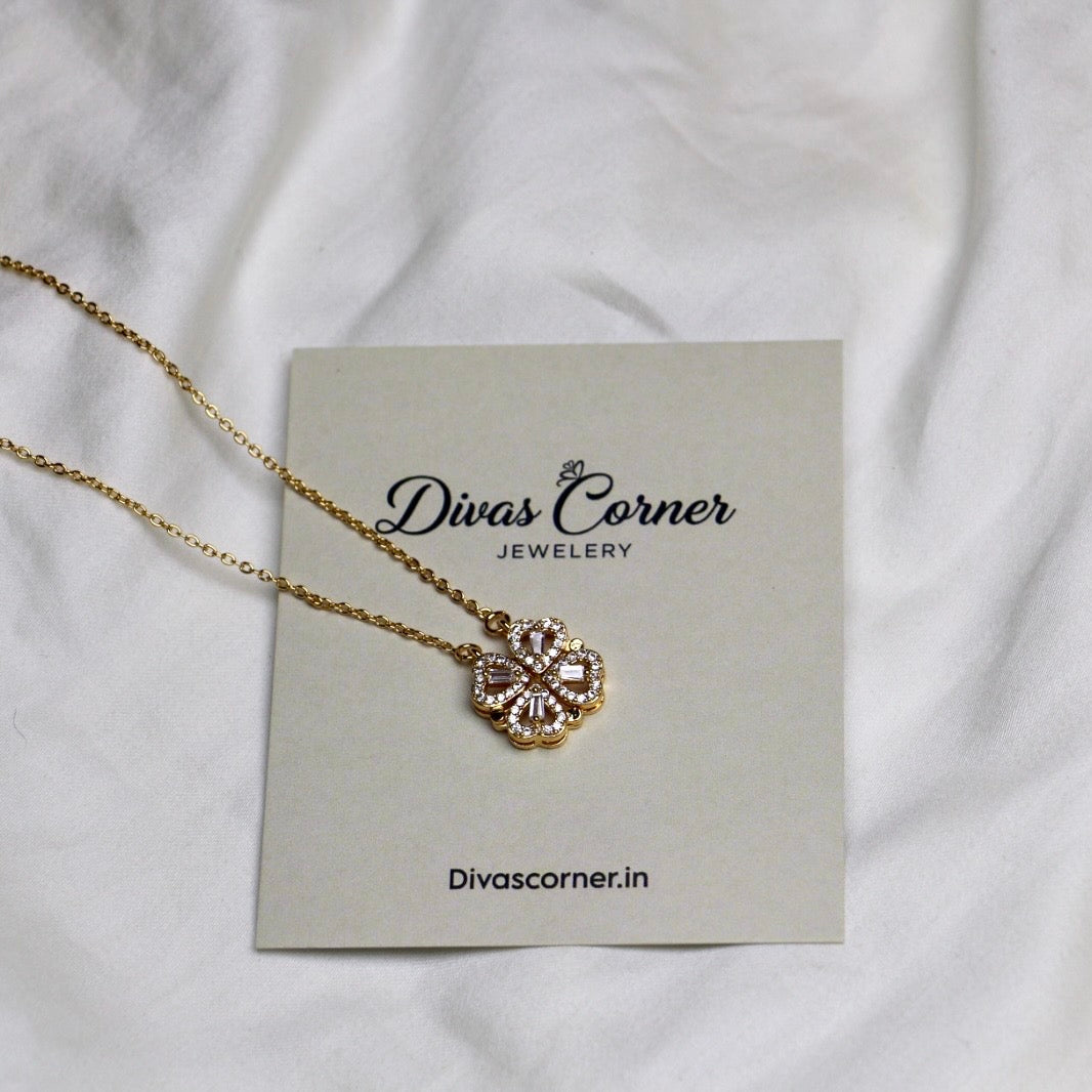 Golden 4xheart Pendant ( Magnetic )