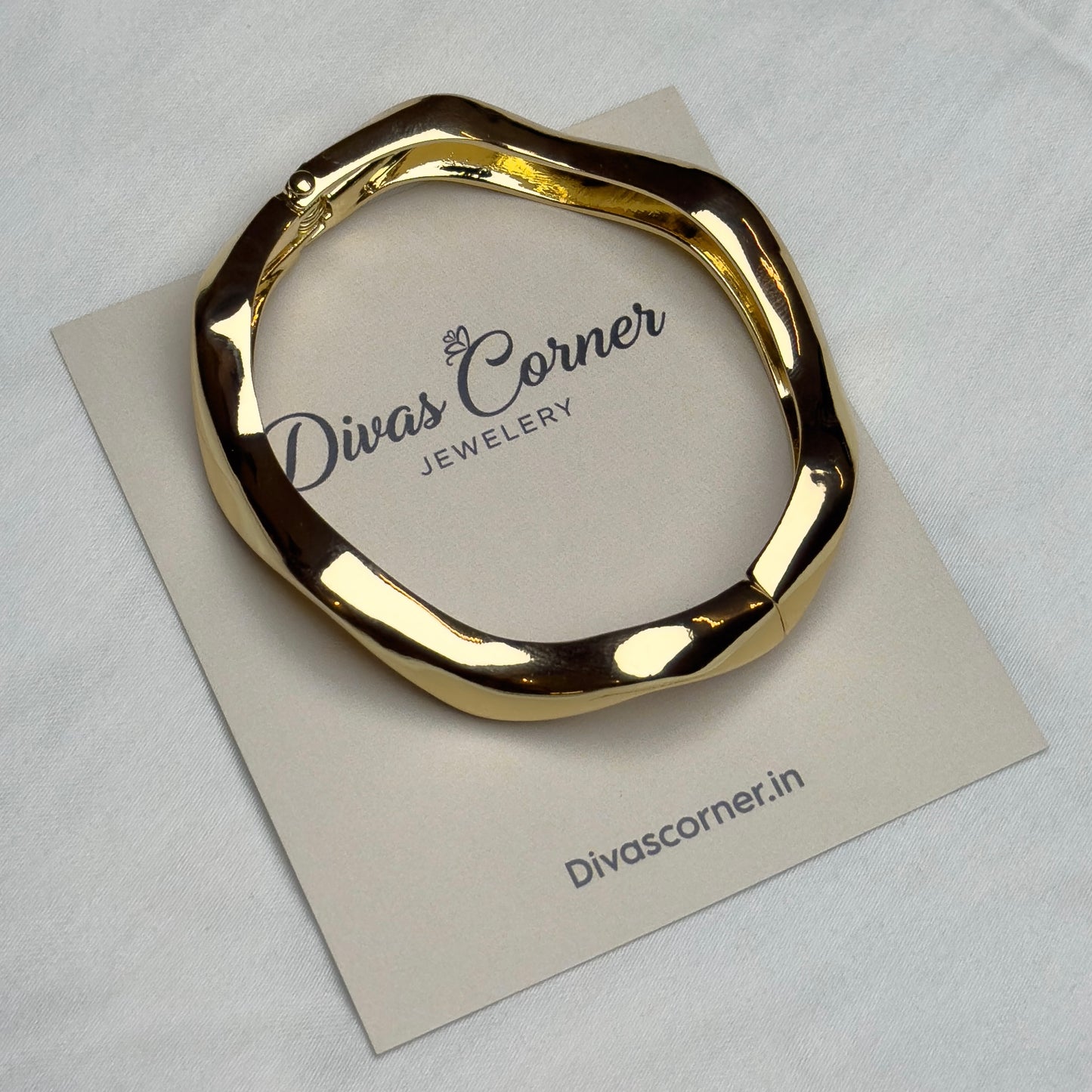 Wavy Chunky Bracelet