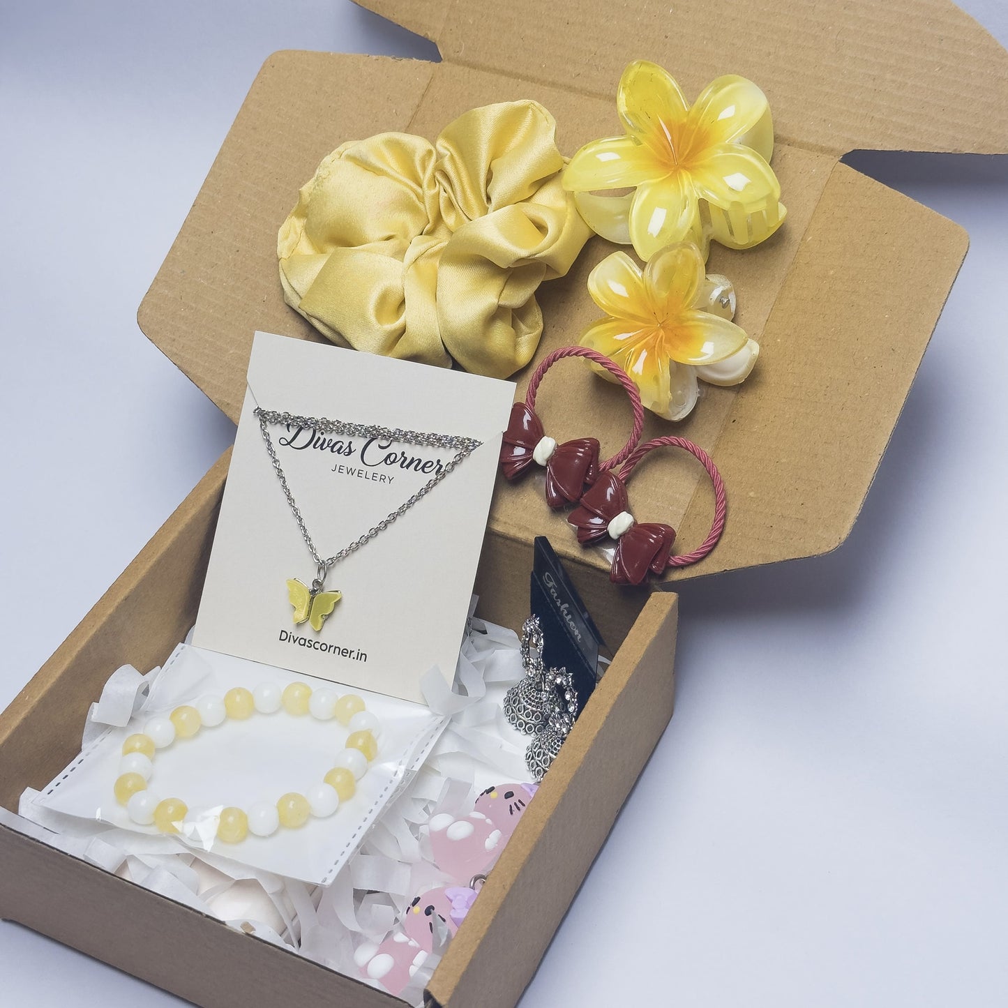 Yellow Butterfly Hamper 11