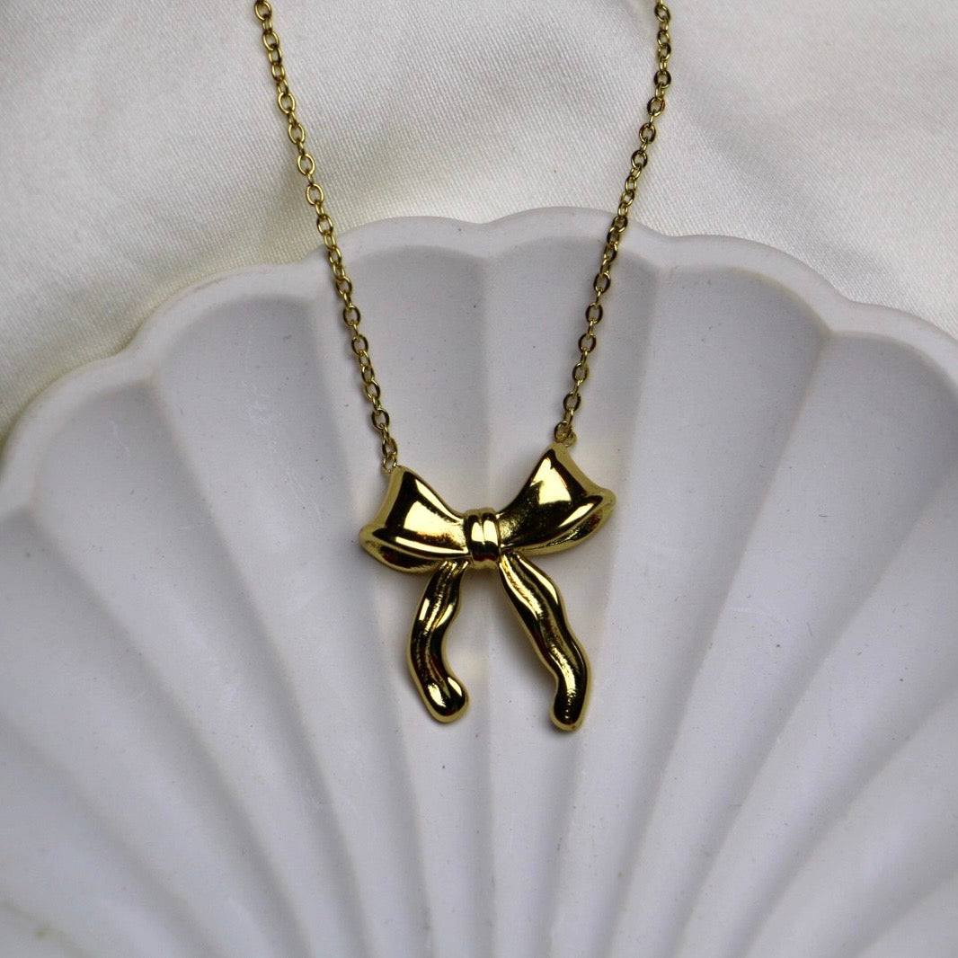 Bow Pendant