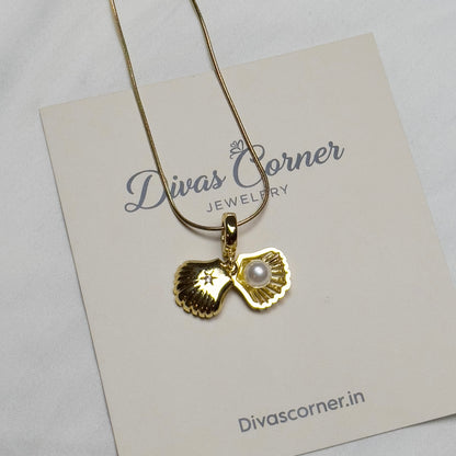 Pearl N Shell Pendant