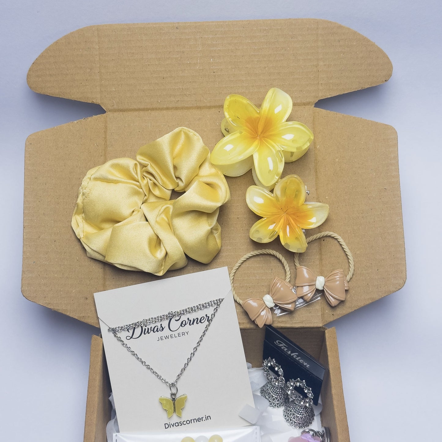 Yellow Butterfly Hamper 13